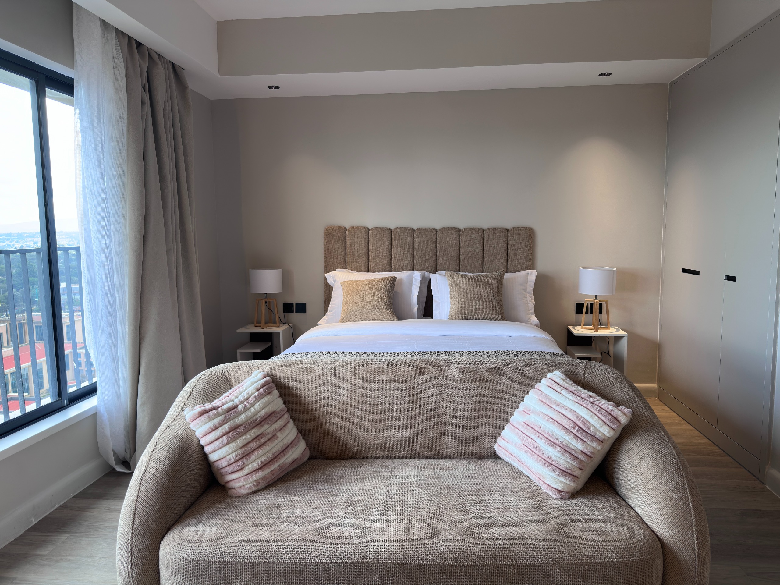 2406-Premium One Bedroom Urban Residence Gallery